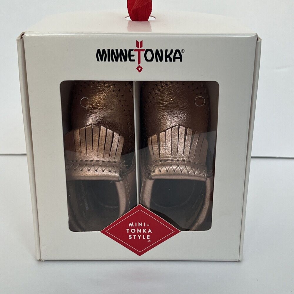 NIB Minnetonka Alex Infants Slip On Leather Moccasins Rose Gold Size 2 NEW 6-9 M